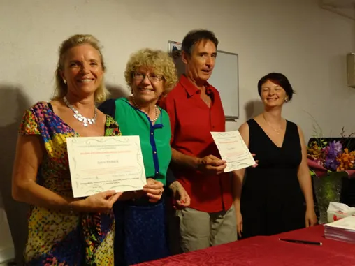 ghylaine manet photos diplomes